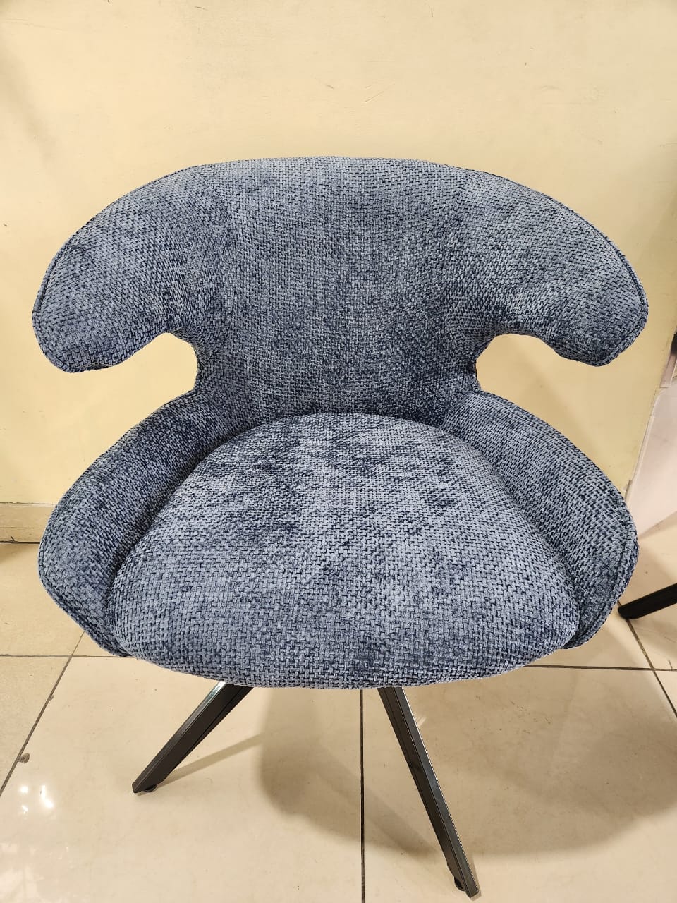 ZUIVER ARMCHAIR