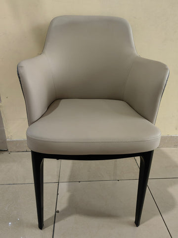 SOPHY ARMCHAIR